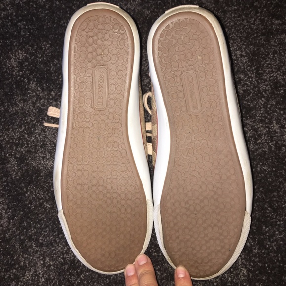 Coach sneakers Size 8.5 - Picture 4 of 5